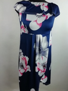 Sukienka letnia w kwiaty rozmiar 38 -40 