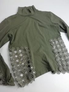 Sweter golf zdobiony rozmiar 36