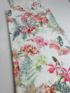 Sukienka w kwiaty Boohoo rozmiar 36