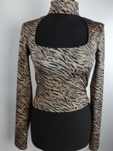Bluzka Bershka rozmiar 38