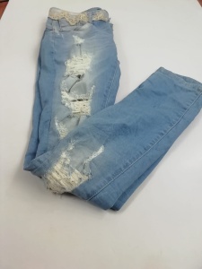 Spodnie jeans haft dziury rozmiar 36