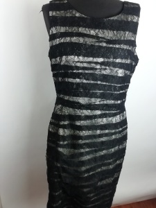 Sukienka koronkowa Calvin Klein rozmiar 38-40 