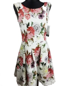 Piękna sukienka letnia w kwiaty Modello rozmiar 42